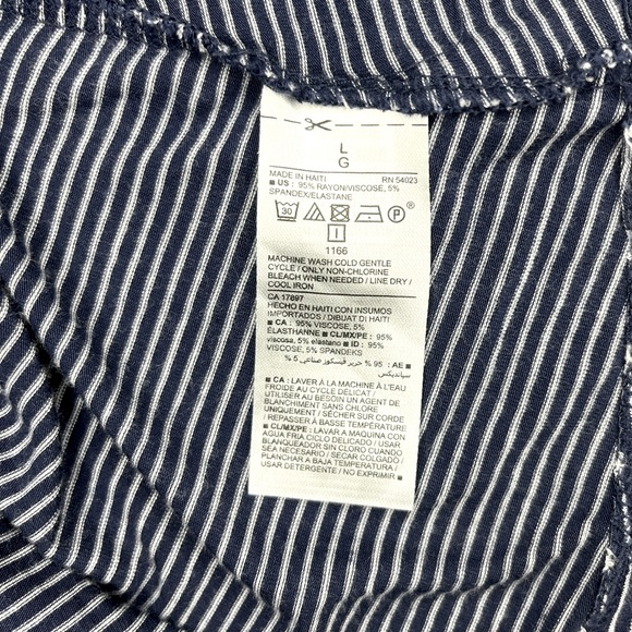 Old Navy Lux Striped T Shirt Large Navy White Stripe - Picture 6 of 8